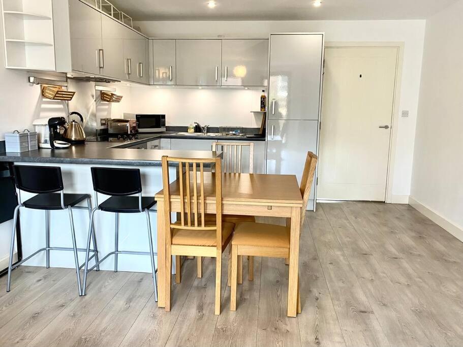 Modern With Private Terrace EDI
