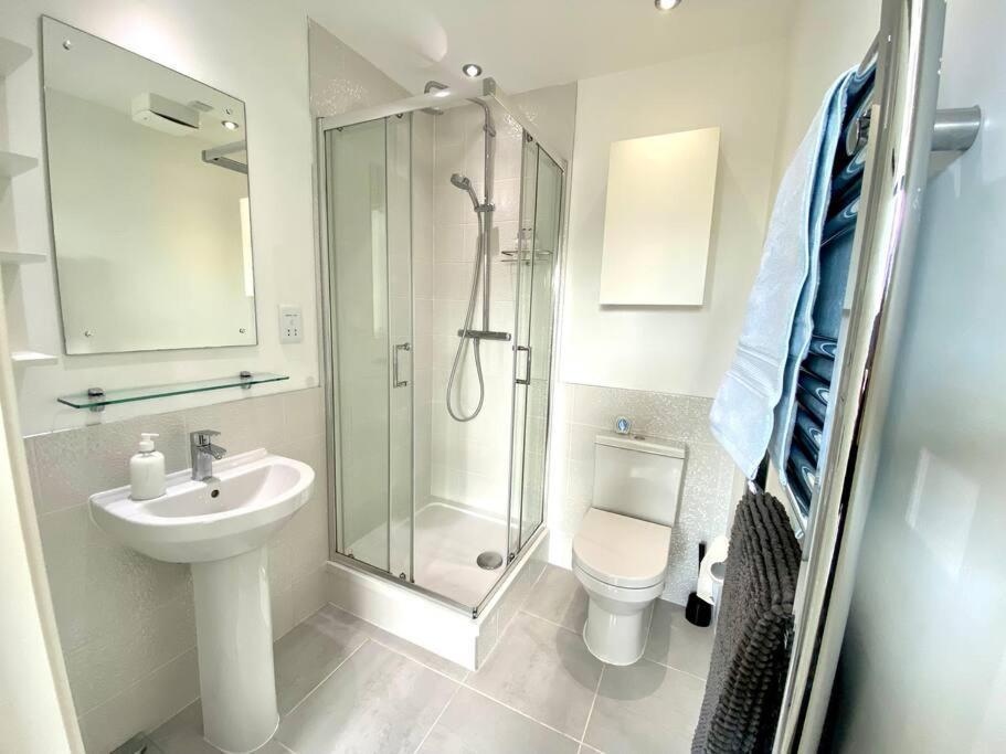 Modern With Private Terrace Appartement